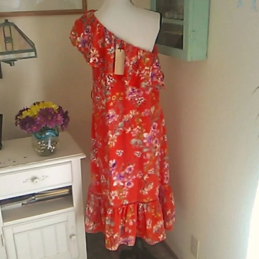 NWT Gilli One Shoulder Shift Dress - Picture 5 of 13